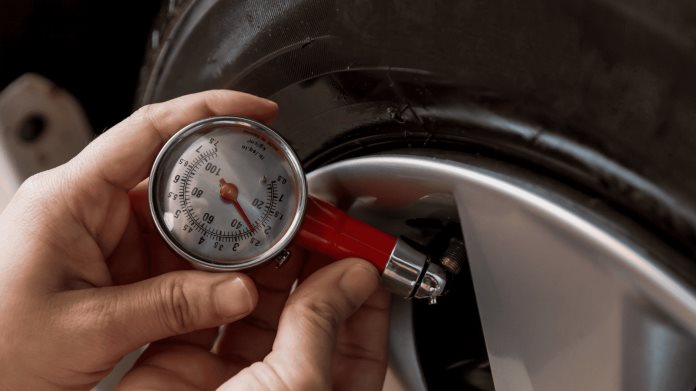 ¿Cuál es la presión ideal de las llantas si sales a carretera? Aquí te decimos ¿Cuál es la presión ideal de las llantas si sales a carretera? Aquí te decimos
