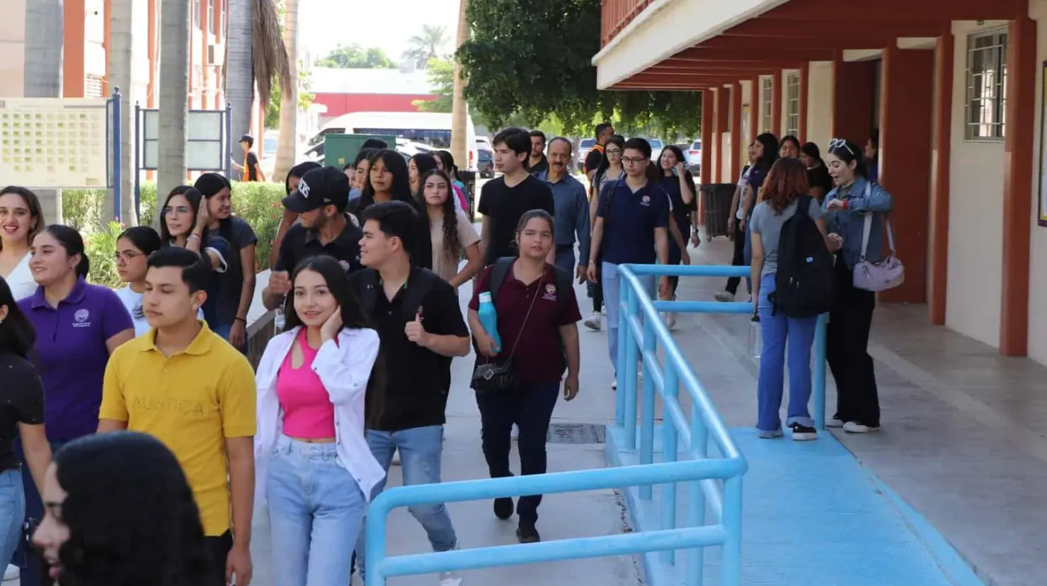 Capacitan a estudiantes de la Unison en inclusión educativa