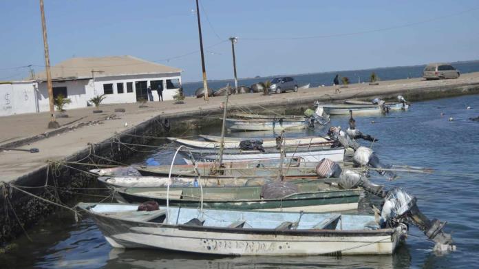 Cierran Puerto de Yavaros por el frente frío número 5 Cierran Puerto de Yavaros por el frente frío número 5