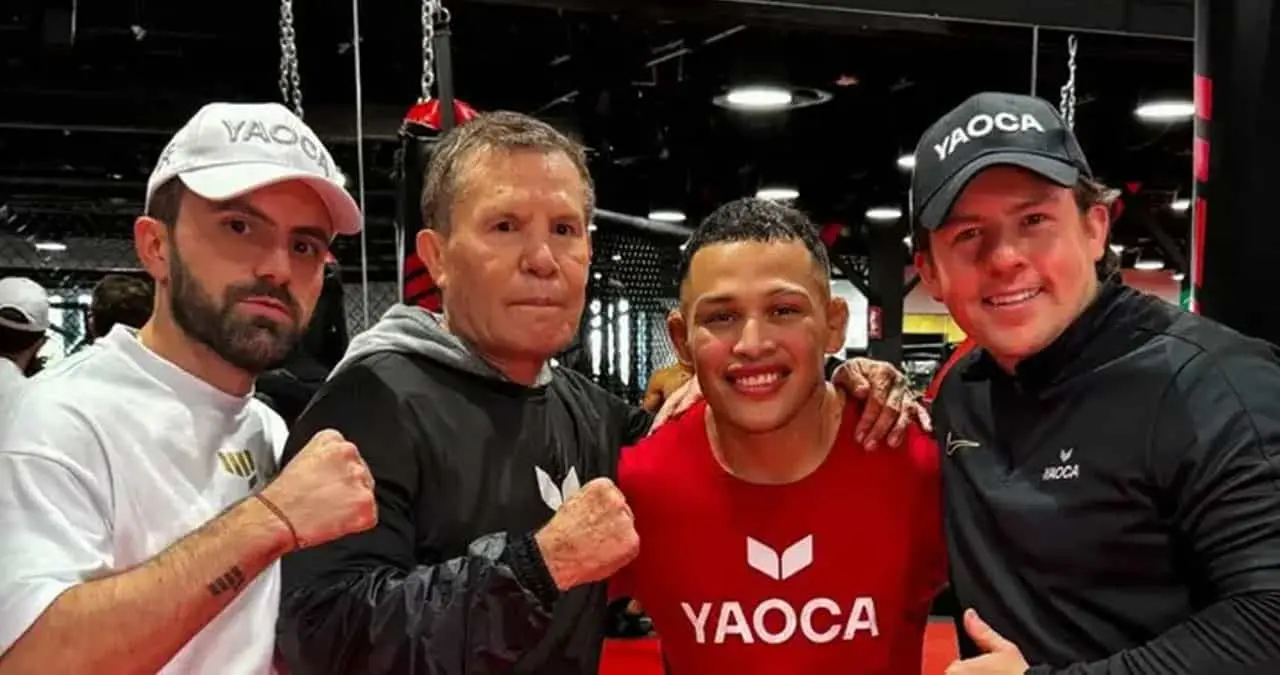 VIDEO | Julio César Chávez da clases de boxeo a "Lazy Boy"