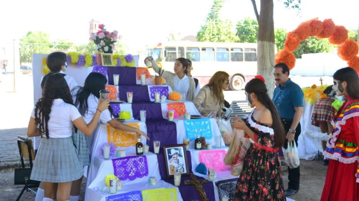 En Bácum mantienen viva la tradición del Día de Muertos