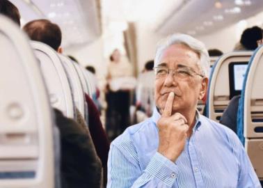 ¿Cuál es la edad máxima y mínima para viajar en avión? Esto sabemos