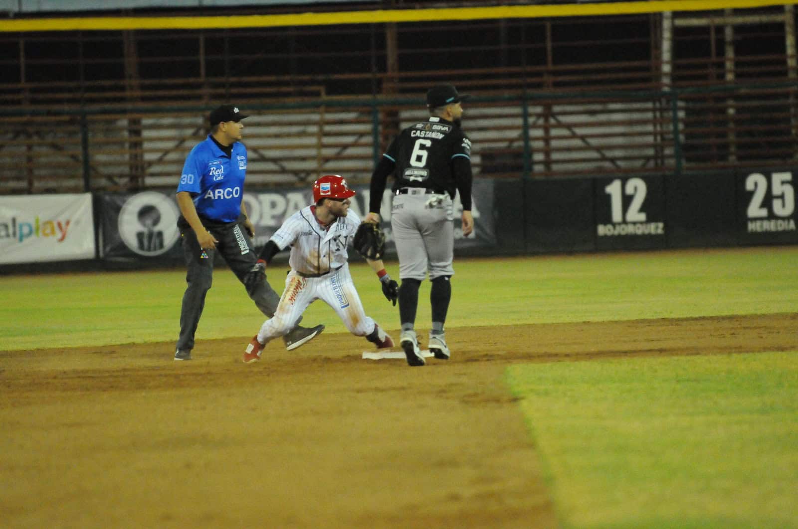 Mayos se adelanta en la serie ante Sultanes