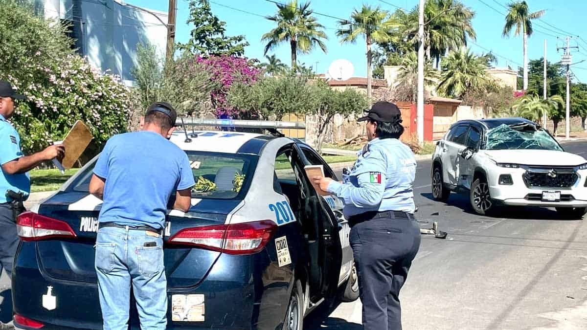 Dos mujeres lesionadas deja fuerte choque en Ciudad Obregón