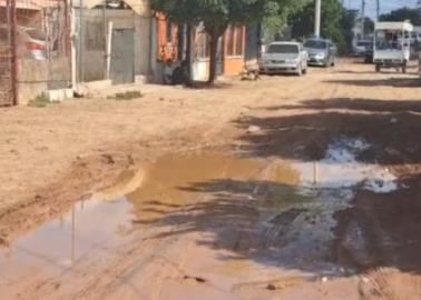 Habitantes de Pueblo Yaqui se ven afectados por agua estancada