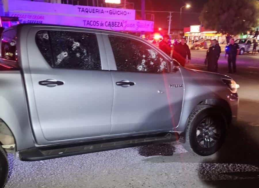 Acribillan a chofer de pick up en Ciudad Obregón