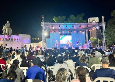 Disfrutan en Ciudad Obregón de la Fiesta de los Libros