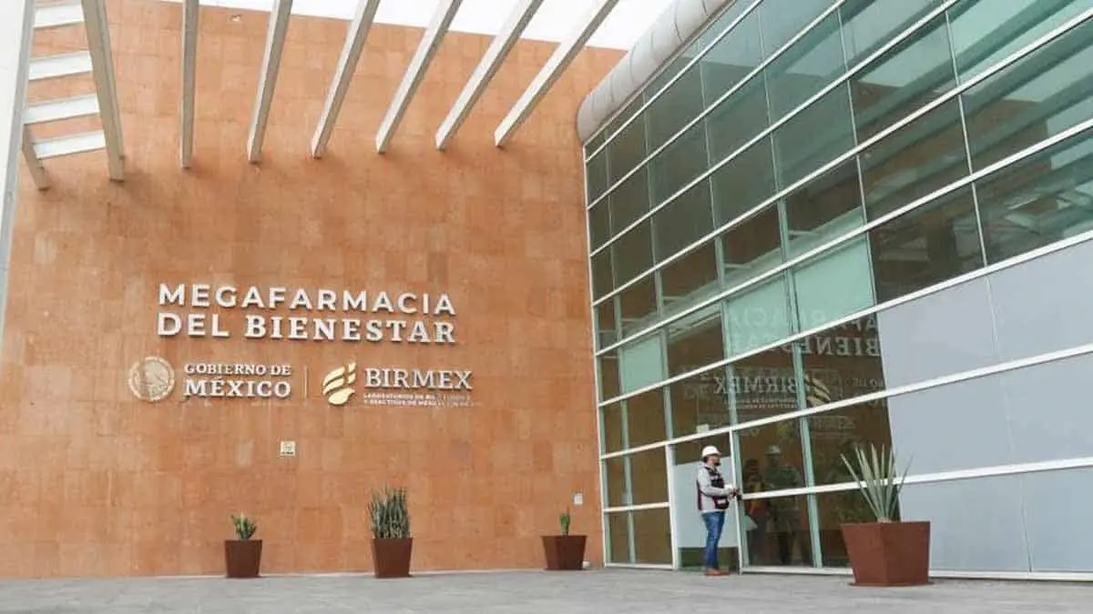 Birmex premia a sus empleados con lujosos relojes. Foto: Gobierno de México.