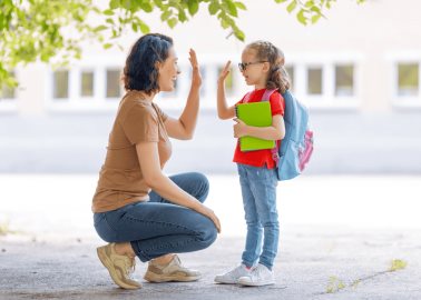 La pregunta que debes hacer a tus hijos cuando regresan de la escuela, según Harvard