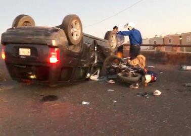 Fuerte accidente y volcadura en puente de Ciudad Obregón