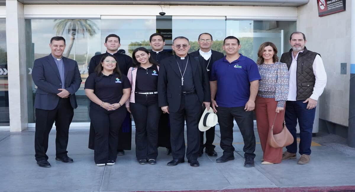 Representante del Papa en México visita Ciudad Obregón