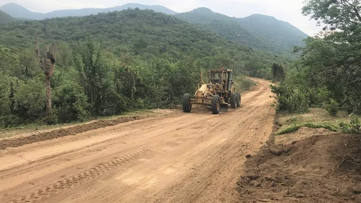 Urge raspado de caminos