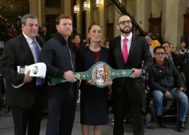 "Canelo" Álvarez sorprende a Claudia Sheinbaum al presentarse en "La Mañanera"