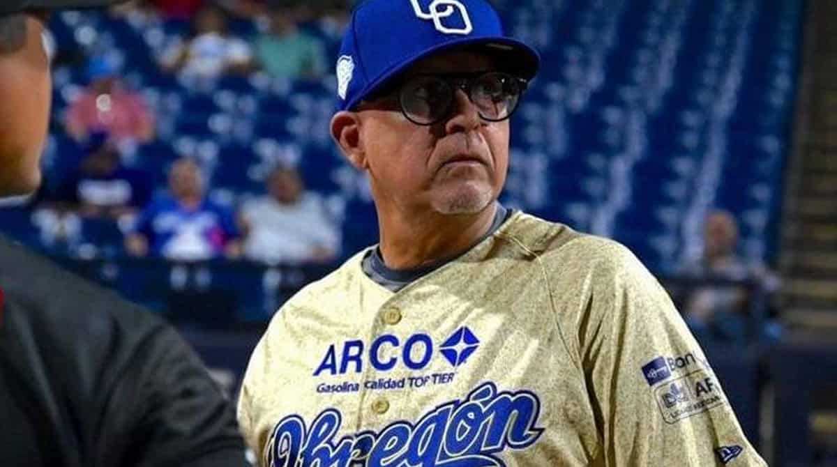 Yaquis de Obregón anuncia despido de su mánager, Lino Rivera