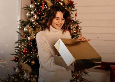 Recomendaciones de regalos de Navidad para mujer según la IA