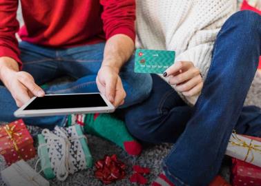 Compras navideñas con tarjeta de crédito: Estas son algunas recomendaciones claves de la Condusef