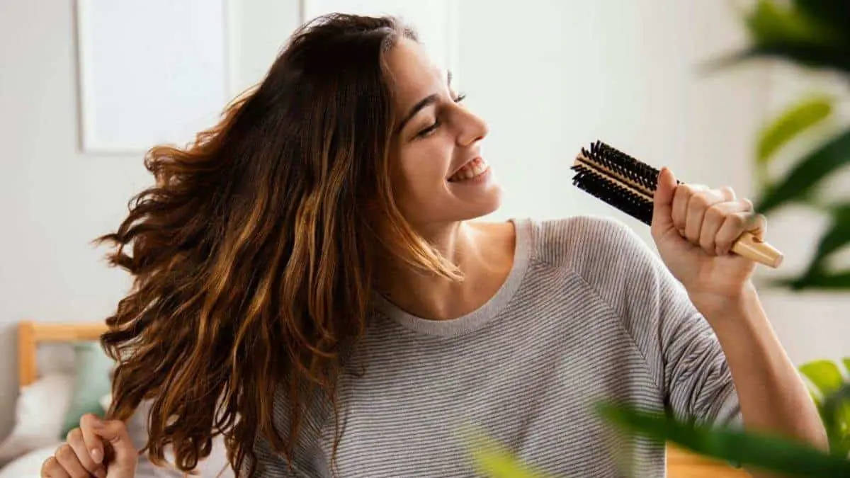 Vitamina para hacer crecer el cabello Fuentes: Freepik.es