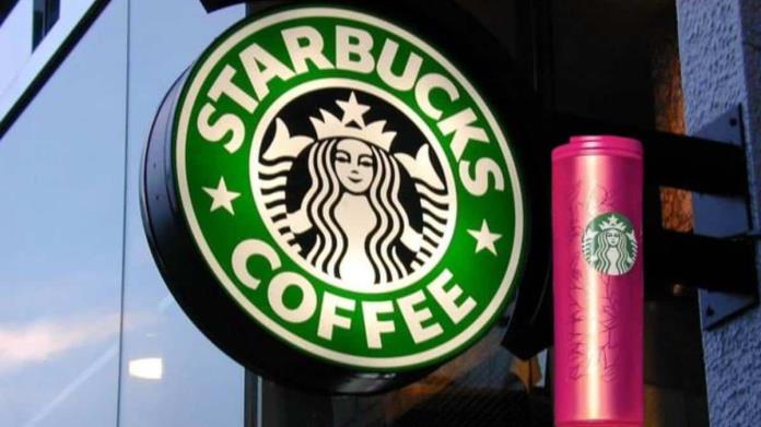 Starbucks: así puedes obtener el vaso rosa de fin de año