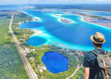 Conoce el Pueblo Mágico de Quintana Roo que tiene una laguna de siete colores | VIDEO