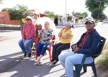 Cajemenses cierran calles por drenajes colapsados