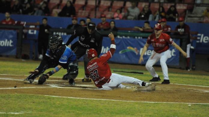Mayos cae por paliza al abrir serie en casa