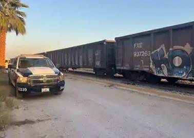Padre ecuatoriano y su bebé caen de tren en movimiento; pierden la vida