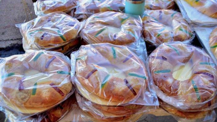 Rosca de Reyes tradición entre los cajemenses Rosca de Reyes tradición entre los cajemenses