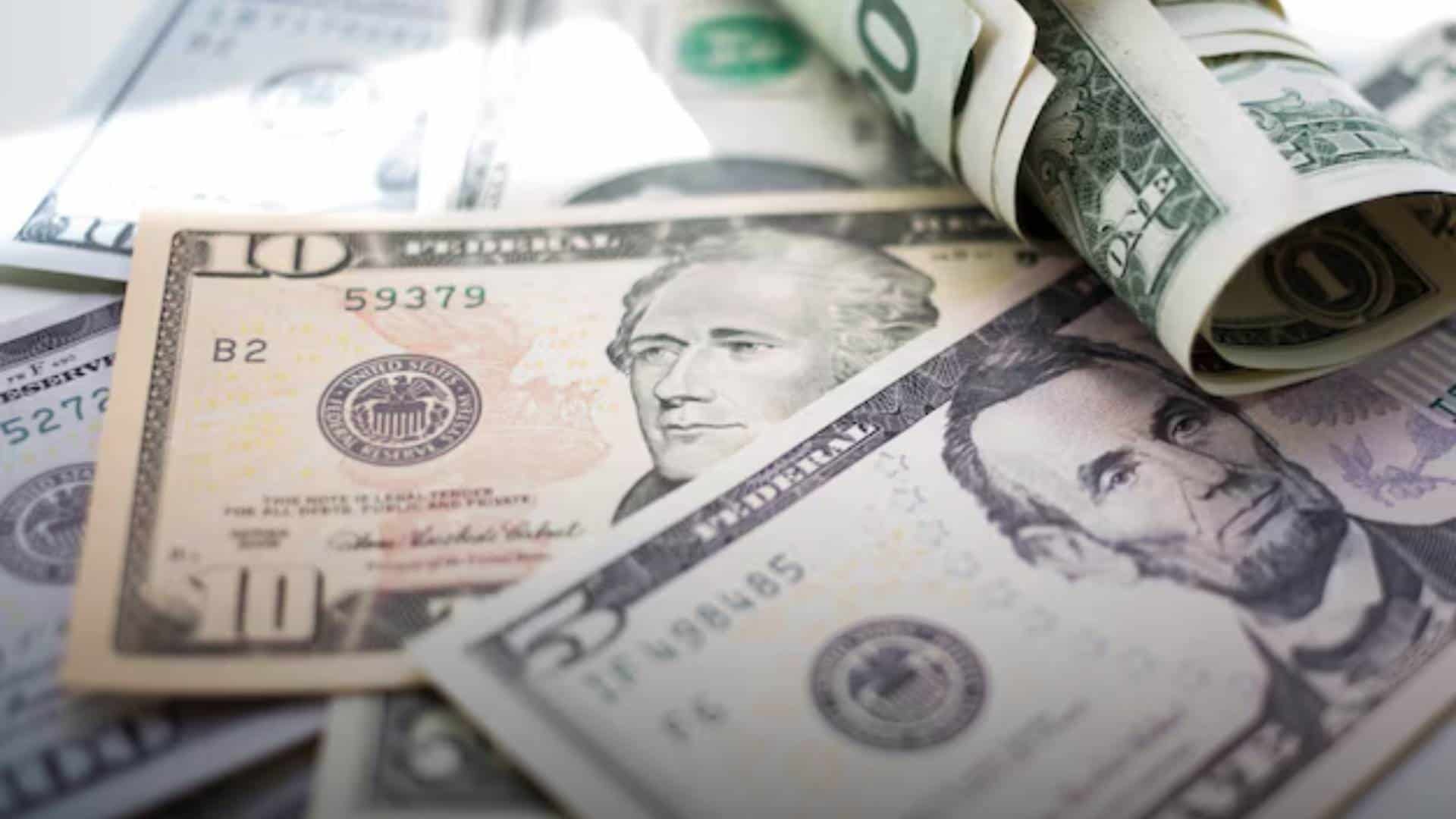 Precio del dólar hoy lunes 6 de enero: El peso inicia semana con apreciación