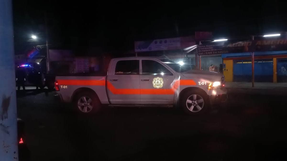 Arde vivienda en la colonia Municipio Libre de Ciudad Obregón