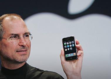 Un día como hoy Steve Jobs revoluciona el mundo con el primer iPhone