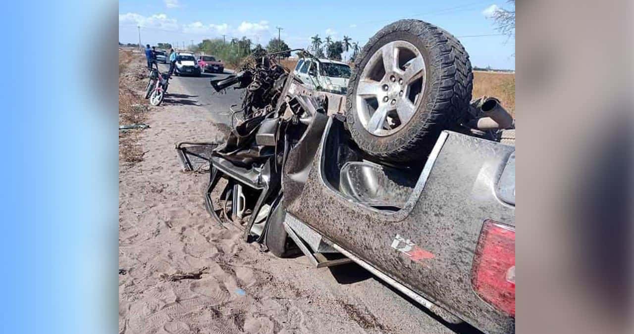 Vuelca pick up en el Valle del Yaqui