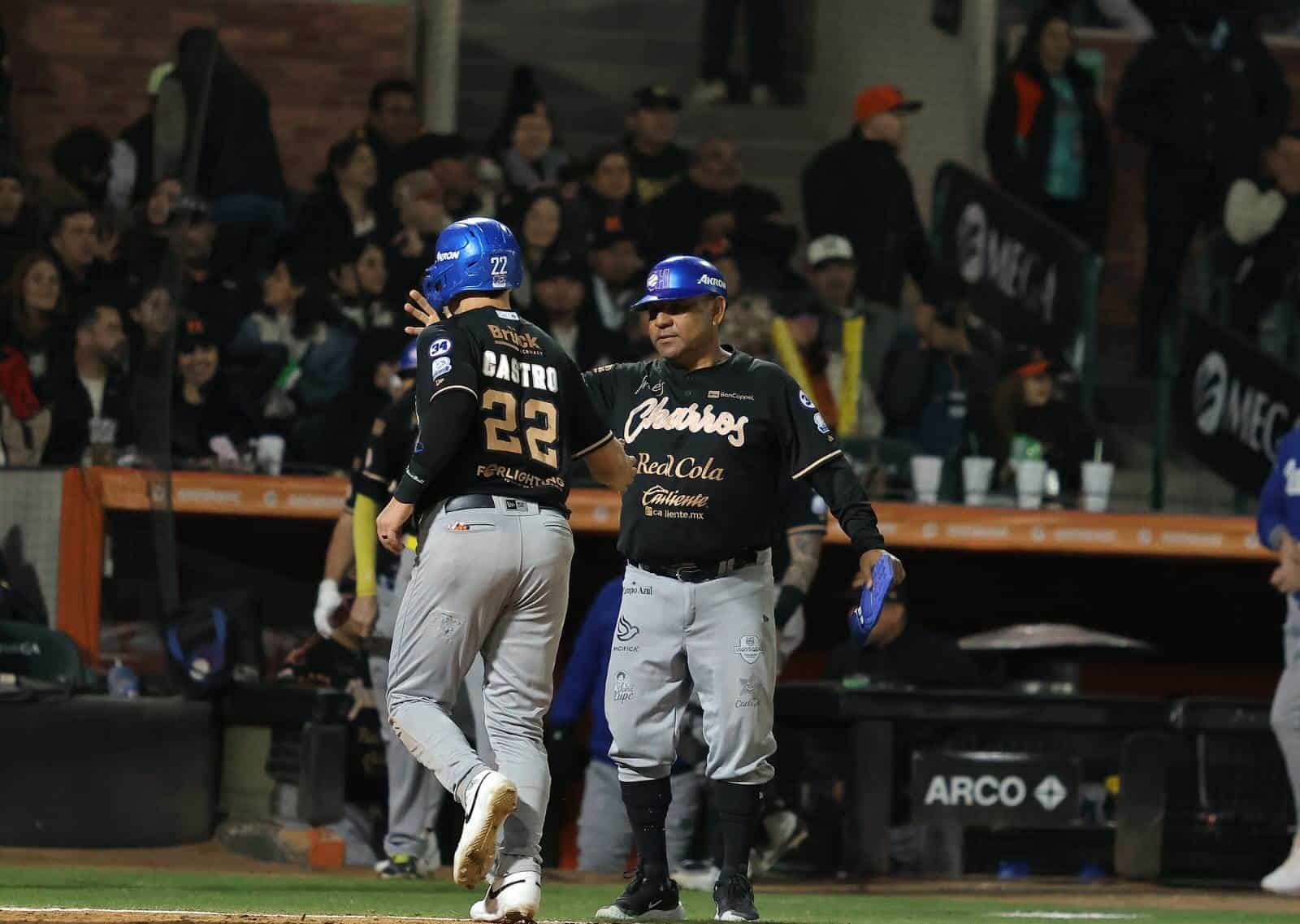 Charros blanquea a Naranjeros al iniciar semifinales