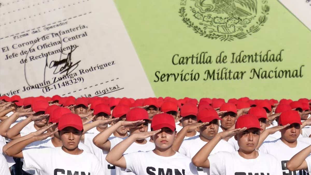 Estas personas deben de resellar su cartilla del servicio militar