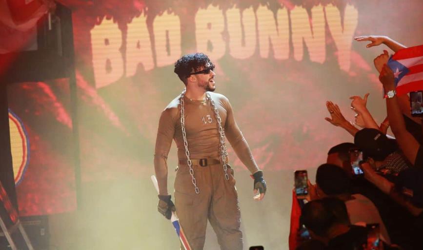 Bad Bunny rompe récord al vender todas las entradas de sus conciertos programados en Puerto Rico