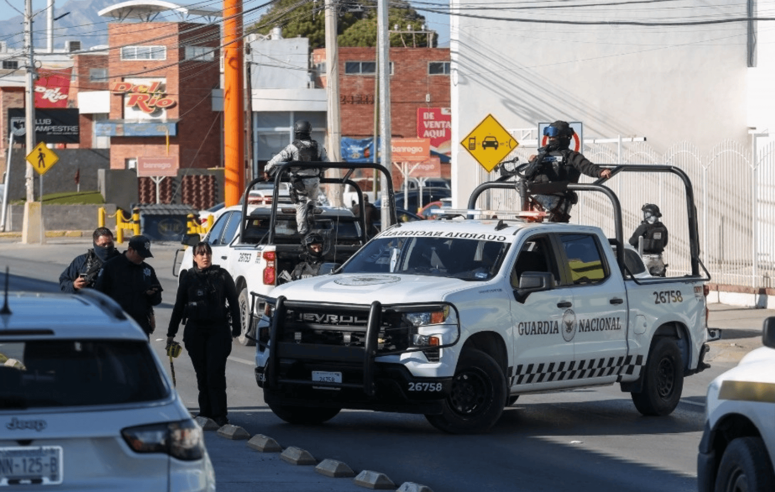 Atacan con arma de fuego a sacerdote y funcionaria municipal en Chihuahua