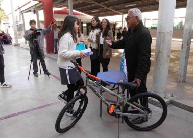 Estudiante cajemense recibe premio nacional