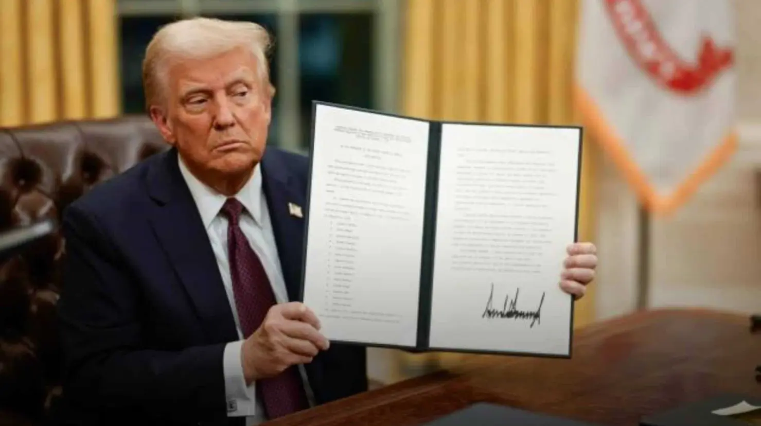 Juez bloquea la orden ejecutiva de Trump que busca eliminar la ciudadanía automática por nacimiento