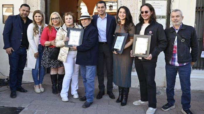 Los premian por difundir la Ruta del Arte del FAOT Los premian por difundir la Ruta del Arte del FAOT