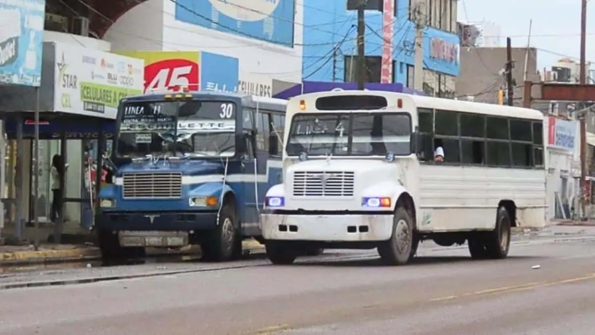 Denuncian a choferes que manejan rápidos y furiosos en Sonora
