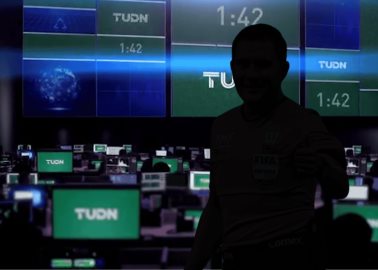 TUDN anuncia la incorporación de polémico analista arbitral