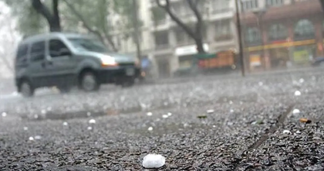 El pronóstico meteorológico indica afectaciones en varias regiones de México con lluvias de diferente intensidad.