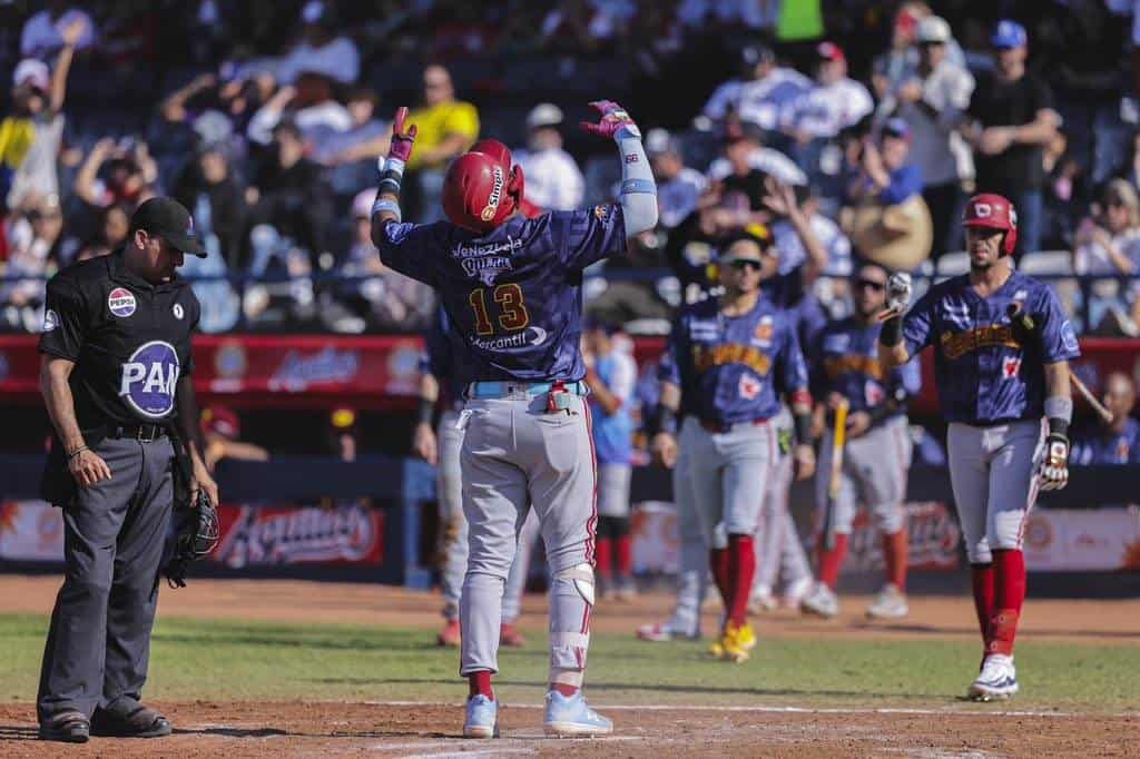 Venezuela logra victoria crucial en la Serie del Caribe