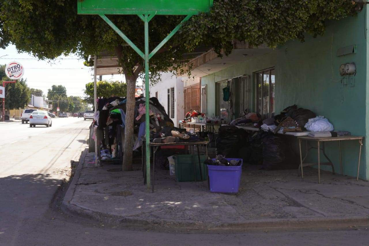 Multan a dueños de bazares en Ciudad Obregón por saturar banquetas