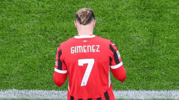 Santiago Giménez: esto vale el delantero mexicano que debutó hoy en el AC Milan Santiago Giménez: esto vale el delantero mexicano que debutó hoy en el AC Milan