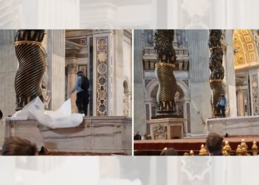 Hombre profana el altar mayor de la Basílica de San Pedro en el Vaticano