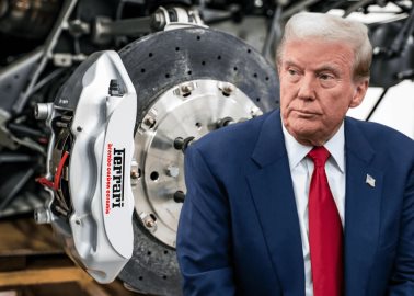 Trump anuncia nuevos aranceles a la industria automotriz para el 2 de abril de 2025