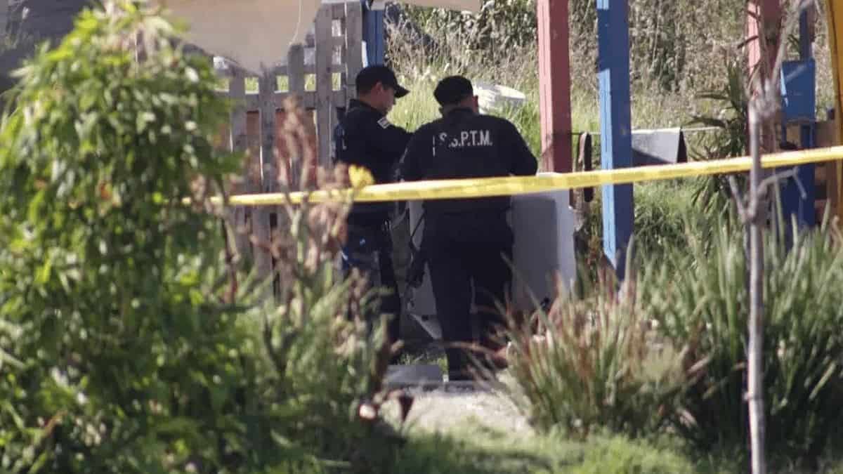 Hallan enterrada en el patio de su casa a niña desaparecida en noviembre de 2024