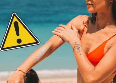 ¡Cuida tu piel! Joven muestra el aspecto de su rostro al no usar bloqueador solar en la playa | Semana Santa