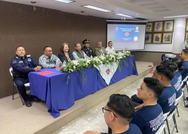 Egresan cadetes de la Academia de Bomberos en Navojoa