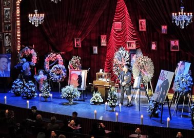 Homenaje a Daniel Bisogno: Familiares y compañeros del medio lo recuerdan con aplausos